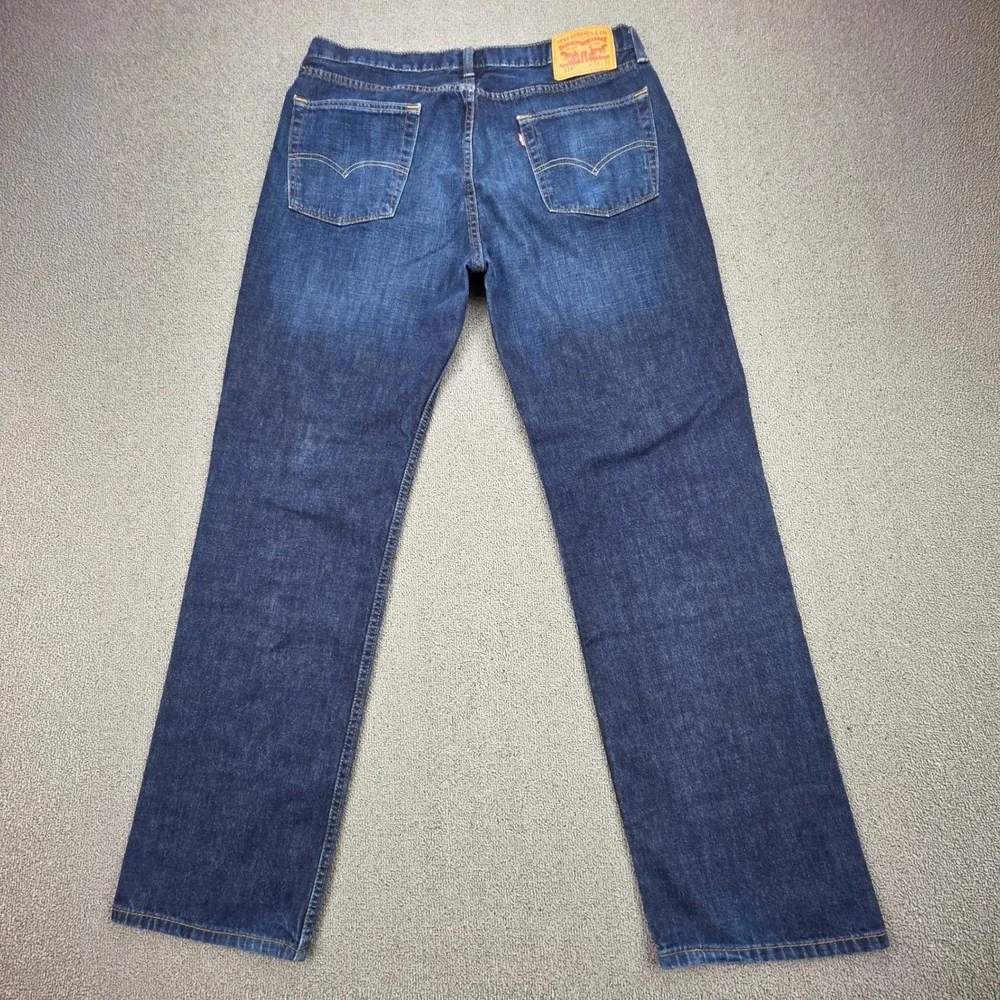 Levis these levi